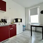 Studio-apartments Fuer Monteure & Businessgaeste Zentral In Διαμέρισμα Neumünster
