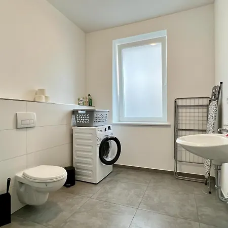 Studio-apartments Fuer Monteure & Businessgaeste Zentral In