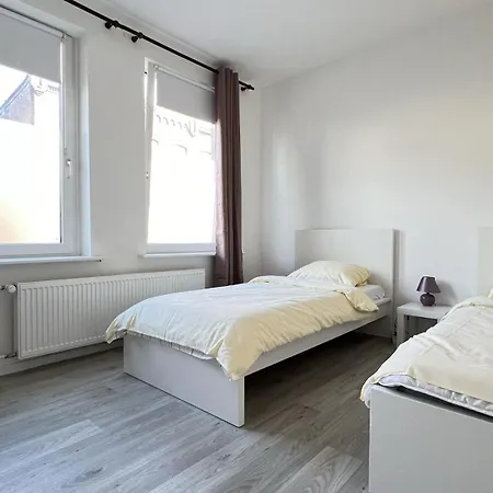 Studio-apartments Fuer Monteure & Businessgaeste Zentral In نومنستر