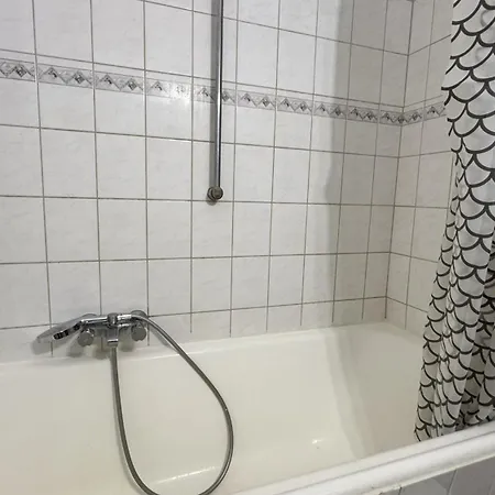 Apartman Studio-apartments Fuer Monteure & Businessgaeste Zentral In