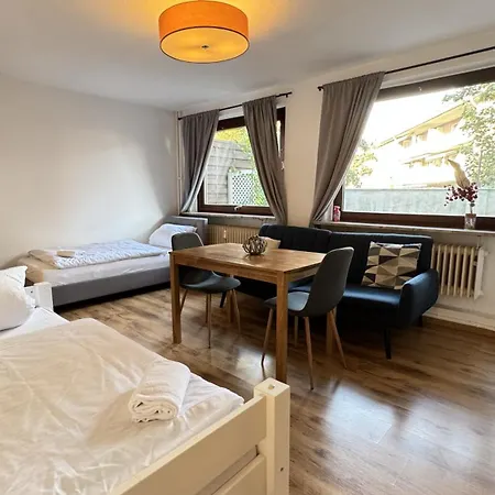 Studio-apartments Fuer Monteure & Businessgaeste Zentral In