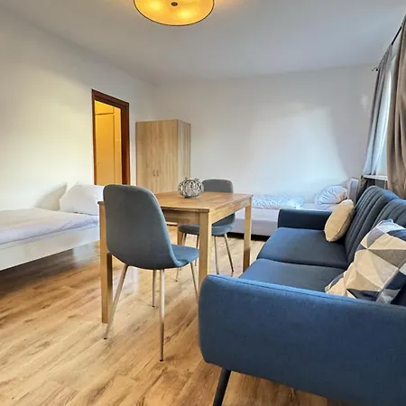 Studio-apartments Fuer Monteure & Businessgaeste Zentral In Lejlighed *