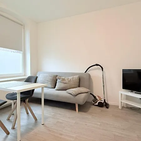Studio-apartments Fuer Monteure & Businessgaeste Zentral In * Neumünster