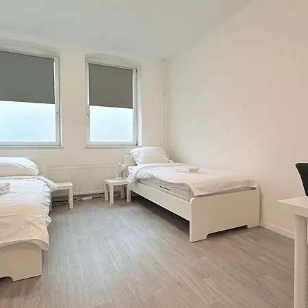 شقة Studio-apartments Fuer Monteure & Businessgaeste Zentral In نومنستر