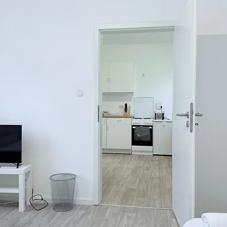 Studio-apartments Fuer Monteure & Businessgaeste Zentral In *