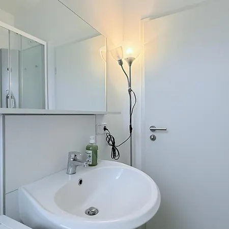 Studio-apartments Fuer Monteure & Businessgaeste Zentral In * Neumünster