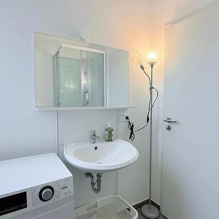 Studio-apartments Fuer Monteure & Businessgaeste Zentral In * Neumünster