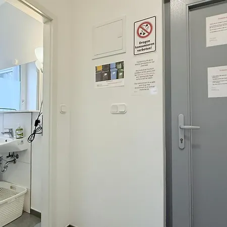 Studio-apartments Fuer Monteure & Businessgaeste Zentral In Apartman Neumünster