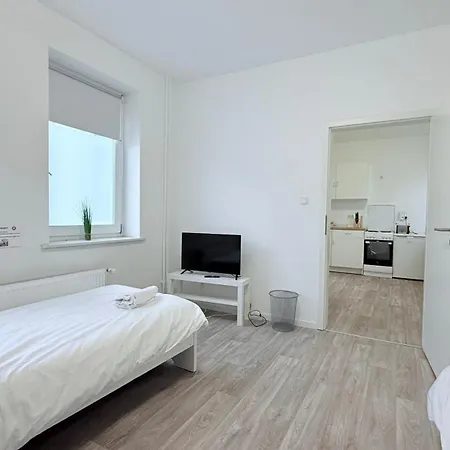 Studio-apartments Fuer Monteure & Businessgaeste Zentral In * Neumünster