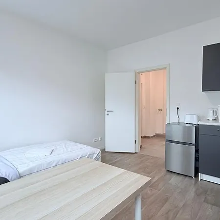 Studio-apartments Fuer Monteure & Businessgaeste Zentral In *